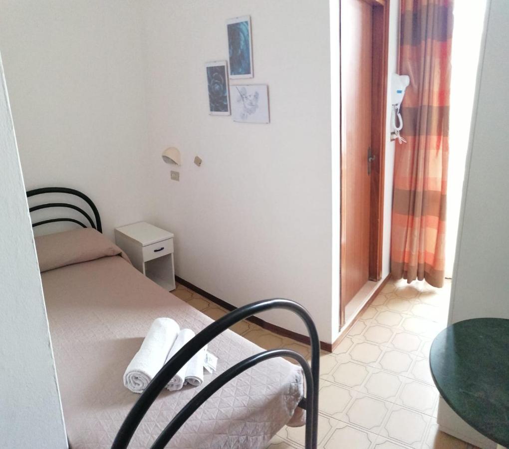 Hotel Magriv Rimini Exterior photo